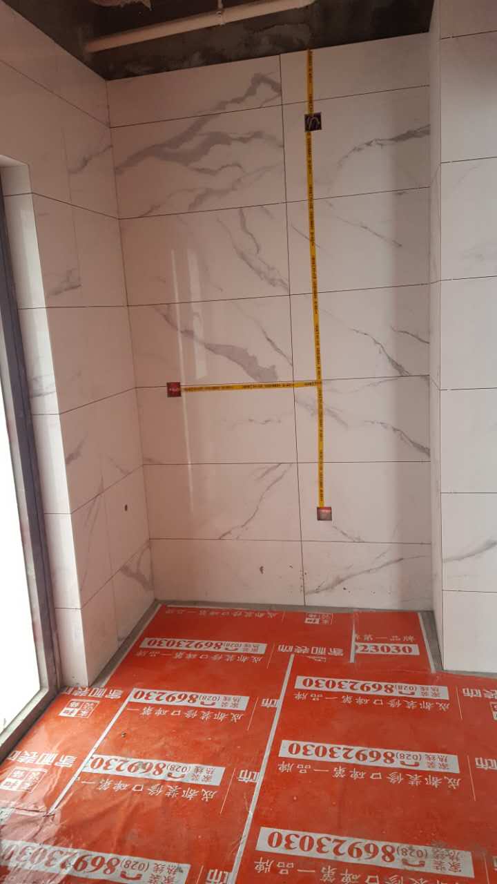 墙地砖贴完以后胶带注明水电线路
